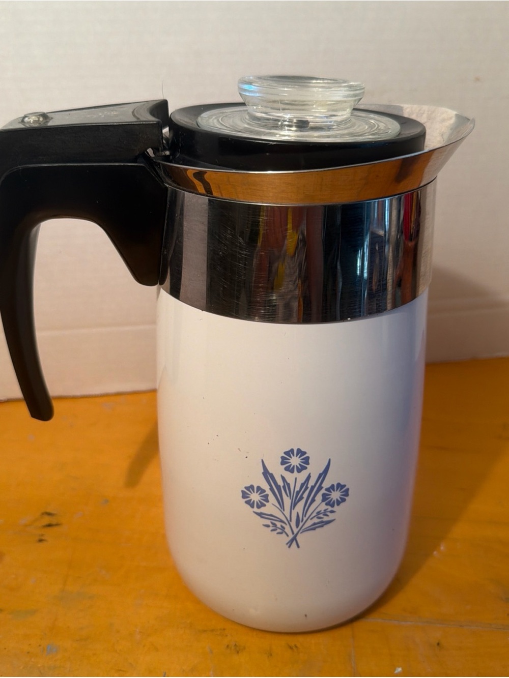 Corningware 10 cup percolator. No cord.